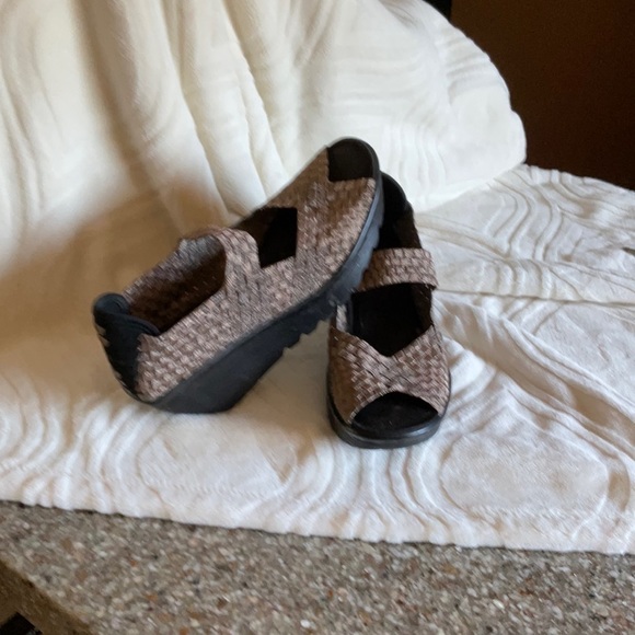 Ladies sketches wedge heel size 8 - Picture 1 of 3